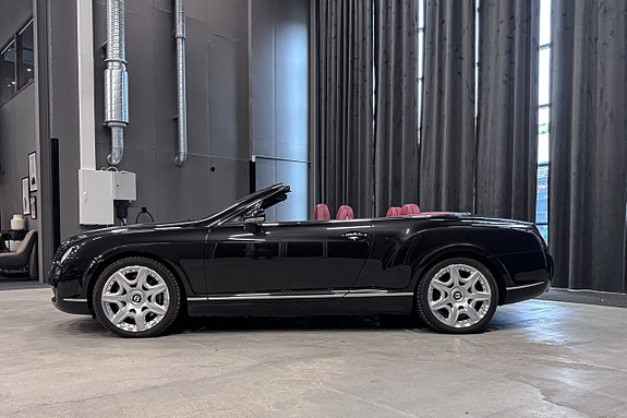Bentley Continental GTC 5 of 19
