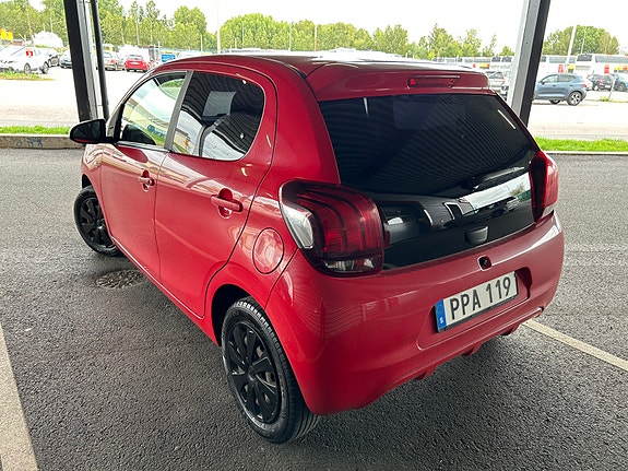 Peugeot 108 2 of 7