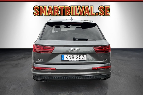 Audi Q7 5 of 30