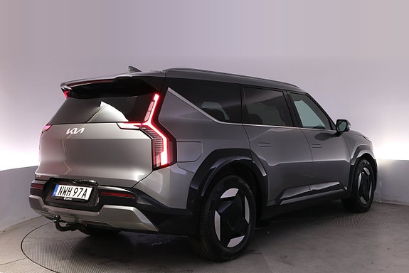 Kia EV9 5 of 27