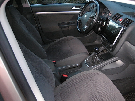Volkswagen Golf V 8 of 10