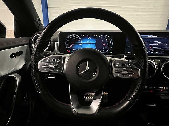 Mercedes-Benz CLA200 10 of 25
