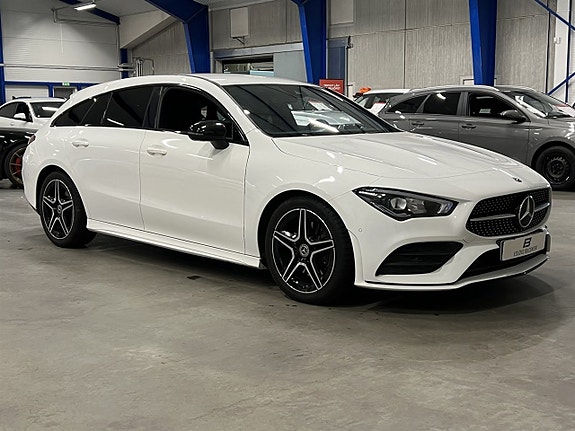 Mercedes-Benz CLA200 2 of 25