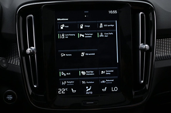 Volvo XC40 19 of 27