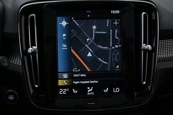 Volvo XC40 15 of 27