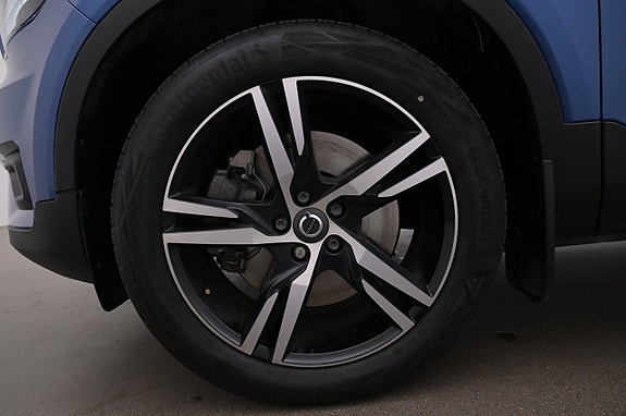 Volvo XC40 27 of 27