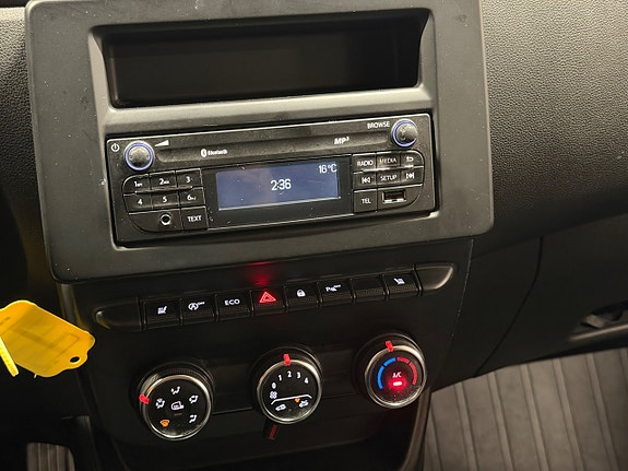 Renault Kangoo Express 14 of 15