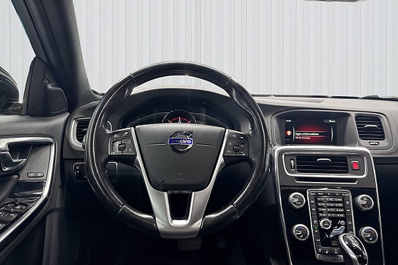 Volvo V60 Cross Country 12 of 20
