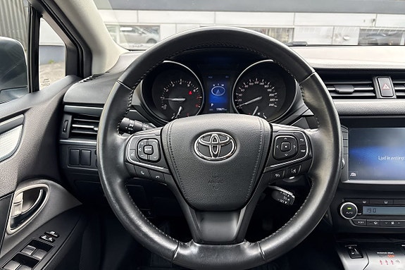Toyota Avensis 14 of 20