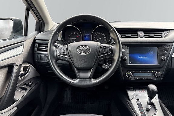 Toyota Avensis 10 of 20