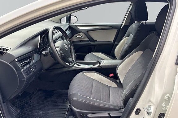 Toyota Avensis 13 of 20