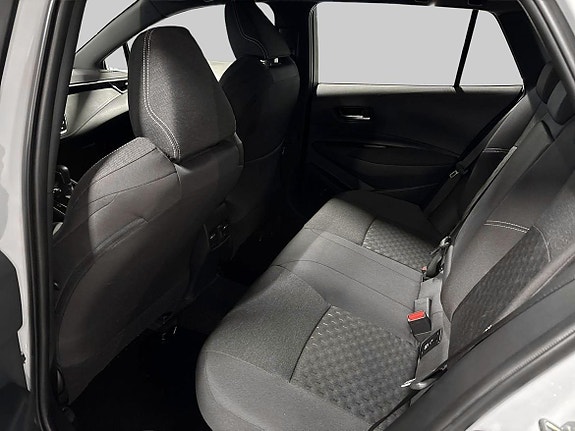 Toyota Corolla 10 of 18