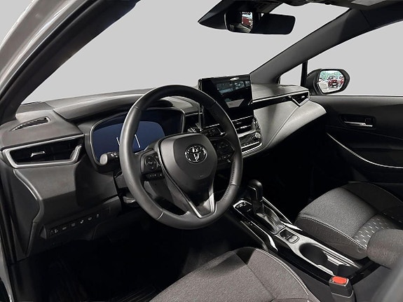 Toyota Corolla 13 of 18