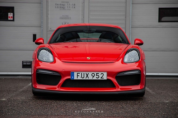 Porsche Cayman GT4 3 of 25