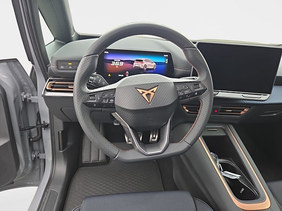 Cupra Born 12 of 21