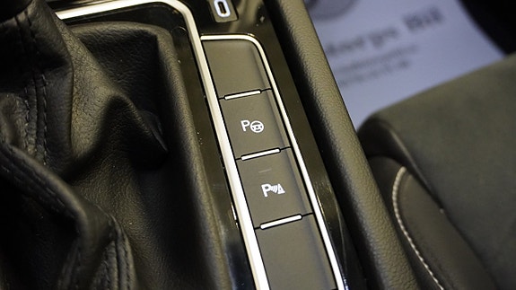 Volkswagen Passat 20 of 27