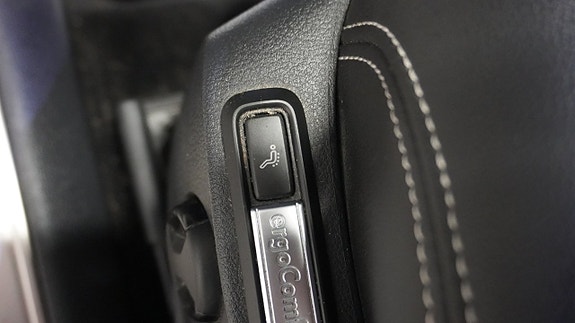 Volkswagen Passat 21 of 27