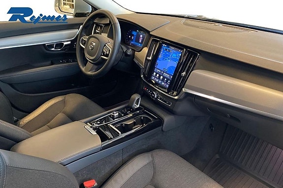 Volvo V90 11 of 21