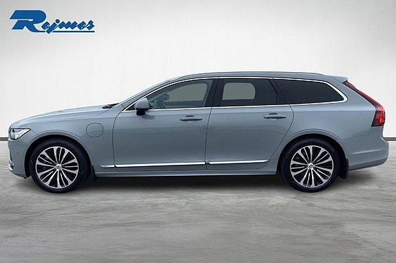 Volvo V90 3 of 21