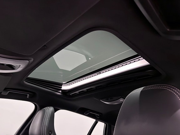 Volvo V60 21 of 28