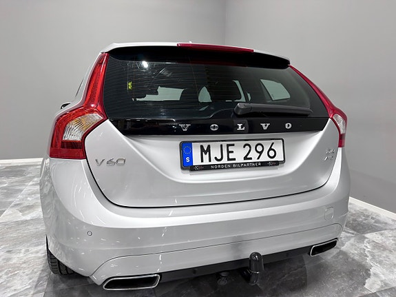 Volvo V60 6 of 28
