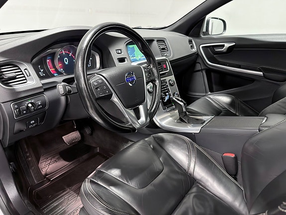 Volvo V60 15 of 28