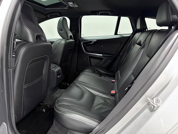 Volvo V60 27 of 28