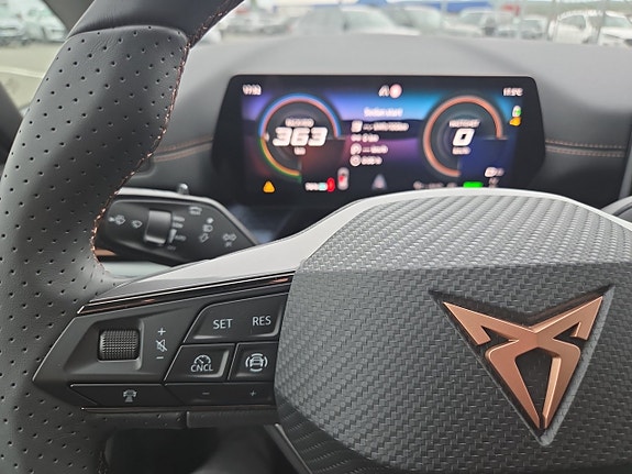 Cupra Born 19 of 21