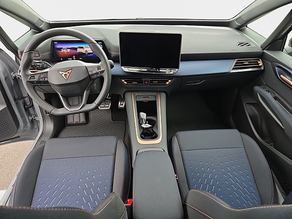 Cupra Born 10 of 21