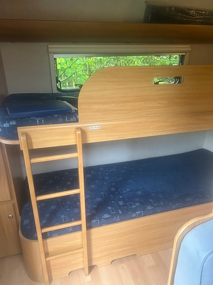 Adria 613 Barnkammare 5 of 18
