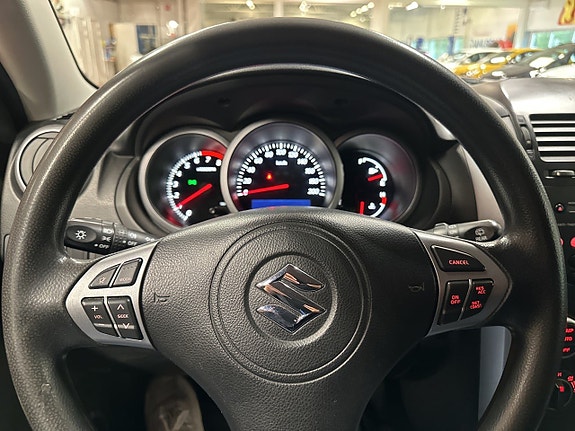 Suzuki Grand Vitara 14 of 15