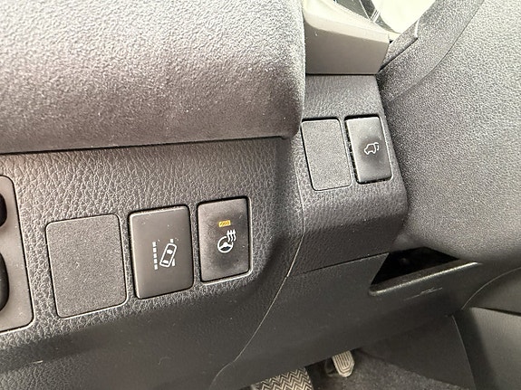 Toyota RAV4 19 of 25