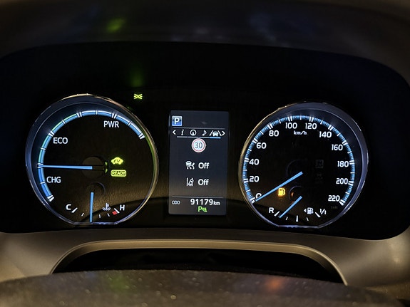 Toyota RAV4 16 of 25