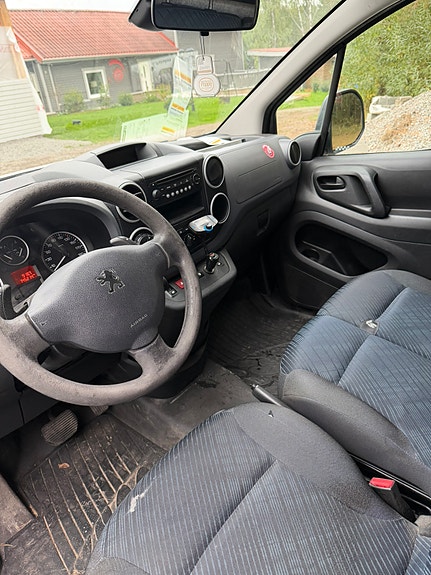 Peugeot Partner 4 of 4