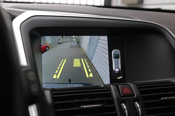 Volvo XC60 9 of 25