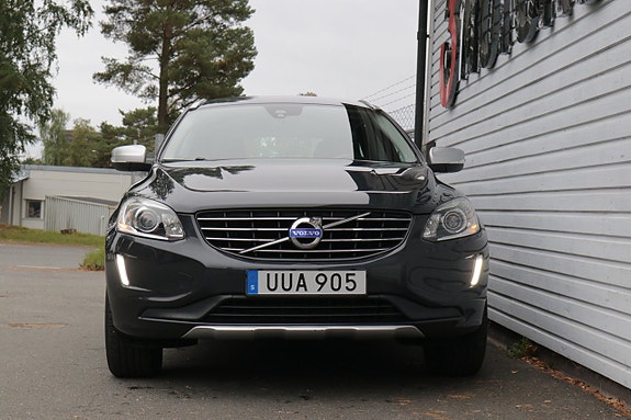 Volvo XC60 25 of 25