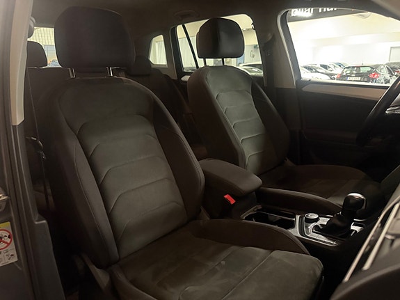 Volkswagen Tiguan 25 of 29