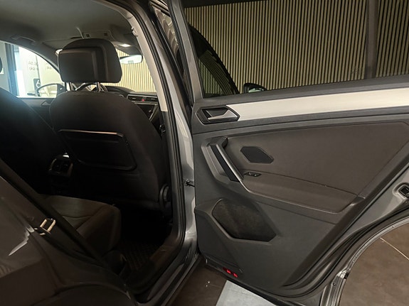Volkswagen Tiguan 22 of 29