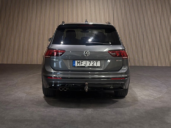 Volkswagen Tiguan 5 of 29