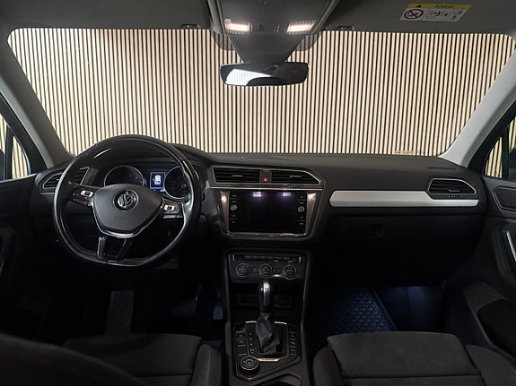 Volkswagen Tiguan 15 of 29