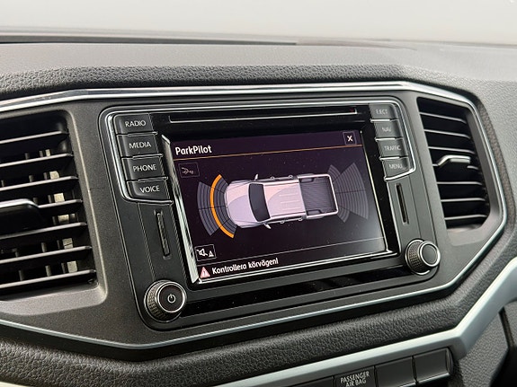 Volkswagen Amarok 26 of 30