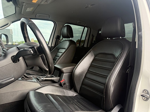 Volkswagen Amarok 20 of 30