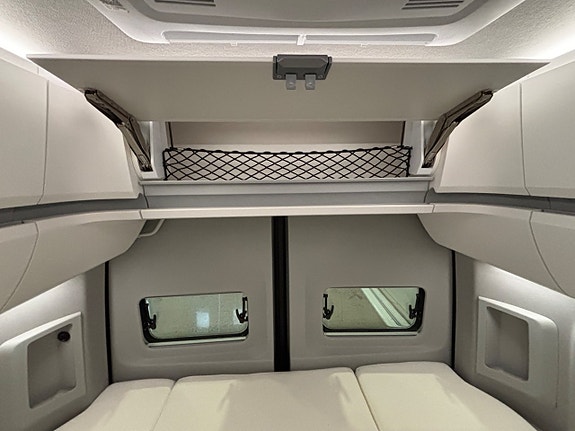 Volkswagen Grand California 680 Automat / Långbädd / Värmare / 4-motion  / Hydralben 20 of 30
