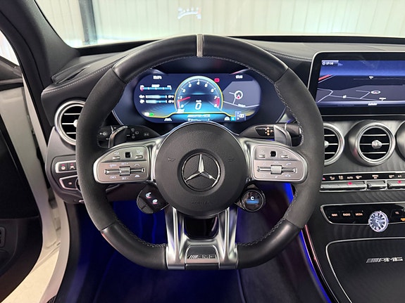 Mercedes-Benz C63 12 of 30
