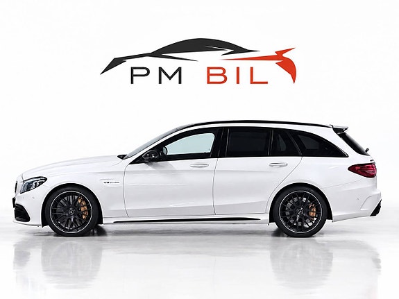 Mercedes-Benz C63 5 of 30