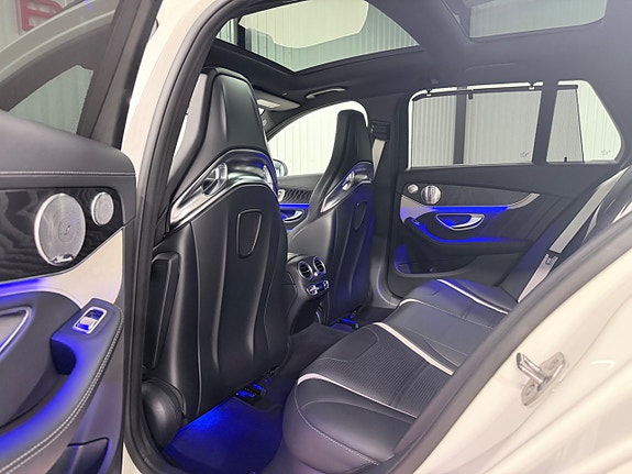 Mercedes-Benz C63 23 of 30
