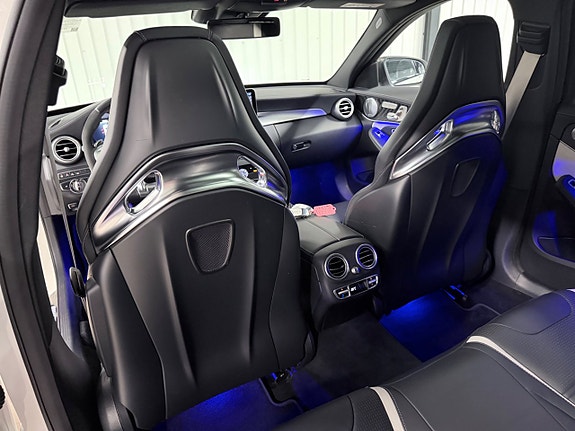 Mercedes-Benz C63 25 of 30