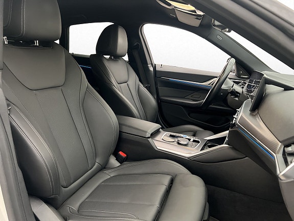 BMW i4 29 of 30