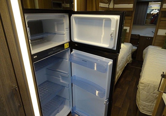 Kabe Travel Master I 910 Imperial Campervan Fiat 2.3 MultiJet /CINDERELLA TOALLET/SOLCELL 26 of 29