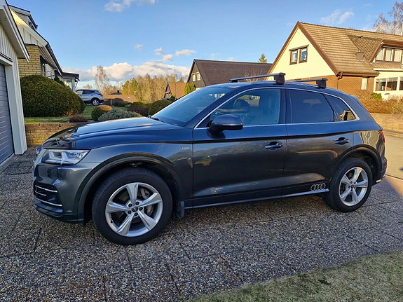 Audi Q5 2 of 5
